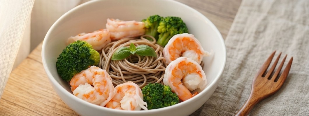 低GI清爽提案:和風鮮蝦蕎麥拌麵